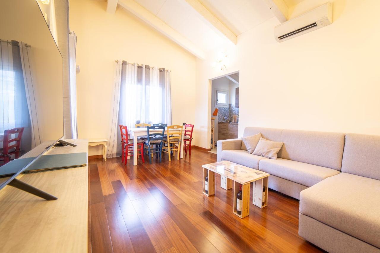 Residence Villa Il Casale - Appartamenti Wellness E Piscina Riscaldata Tovo San Giacomo Exteriér fotografie