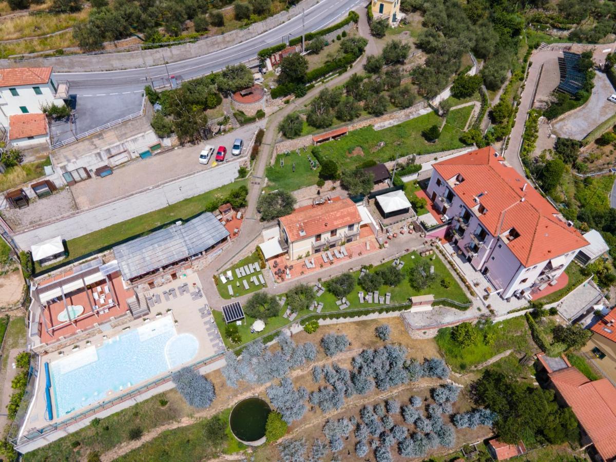 Residence Villa Il Casale - Appartamenti Wellness E Piscina Riscaldata Tovo San Giacomo Exteriér fotografie