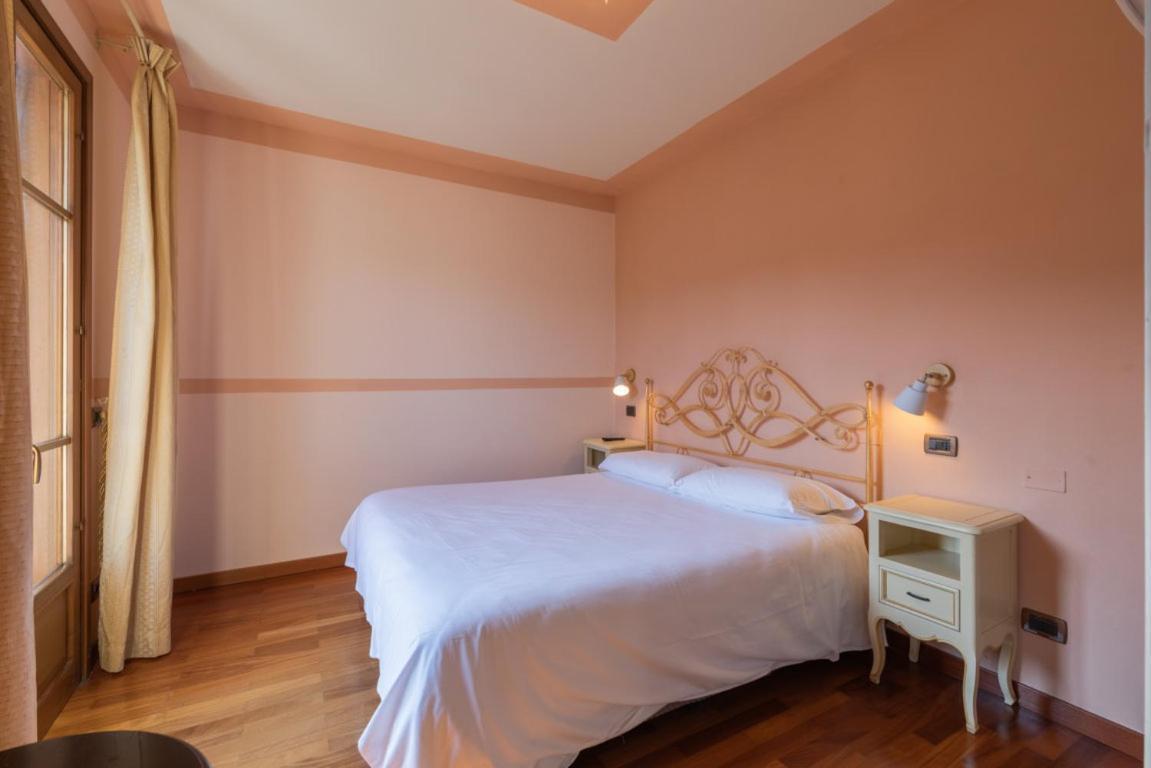 Residence Villa Il Casale - Appartamenti Wellness E Piscina Riscaldata Tovo San Giacomo Exteriér fotografie