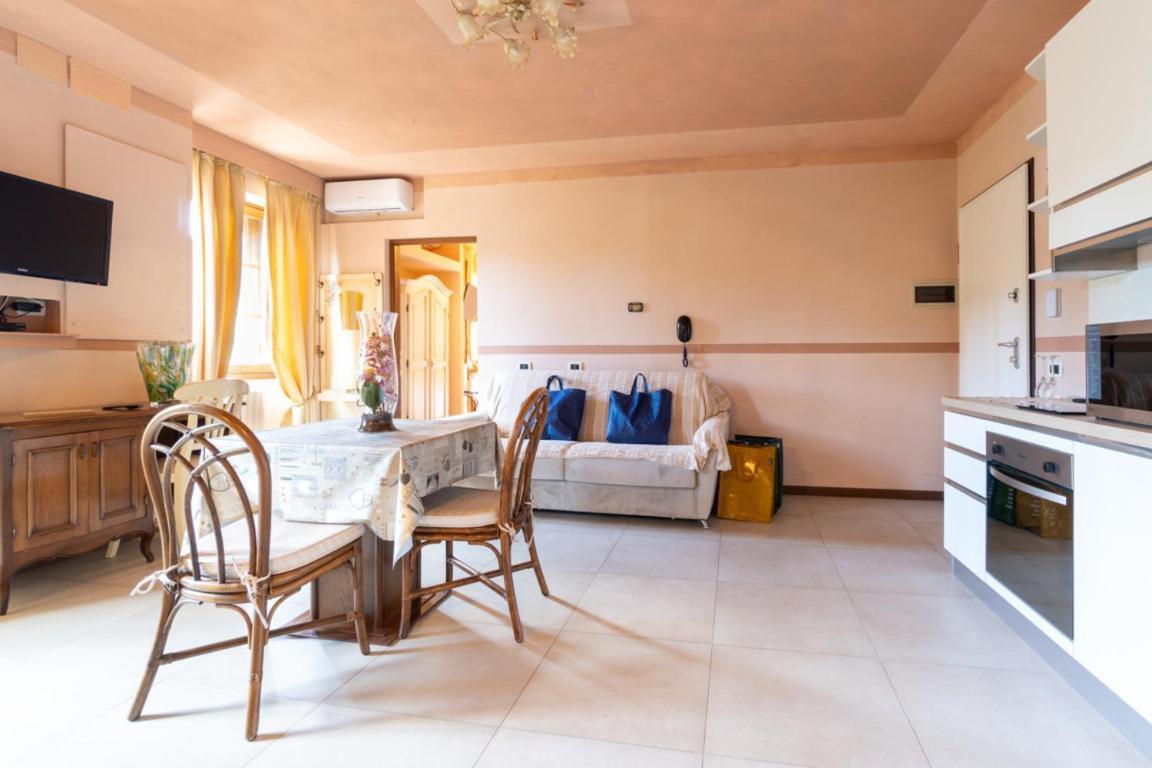 Residence Villa Il Casale - Appartamenti Wellness E Piscina Riscaldata Tovo San Giacomo Exteriér fotografie