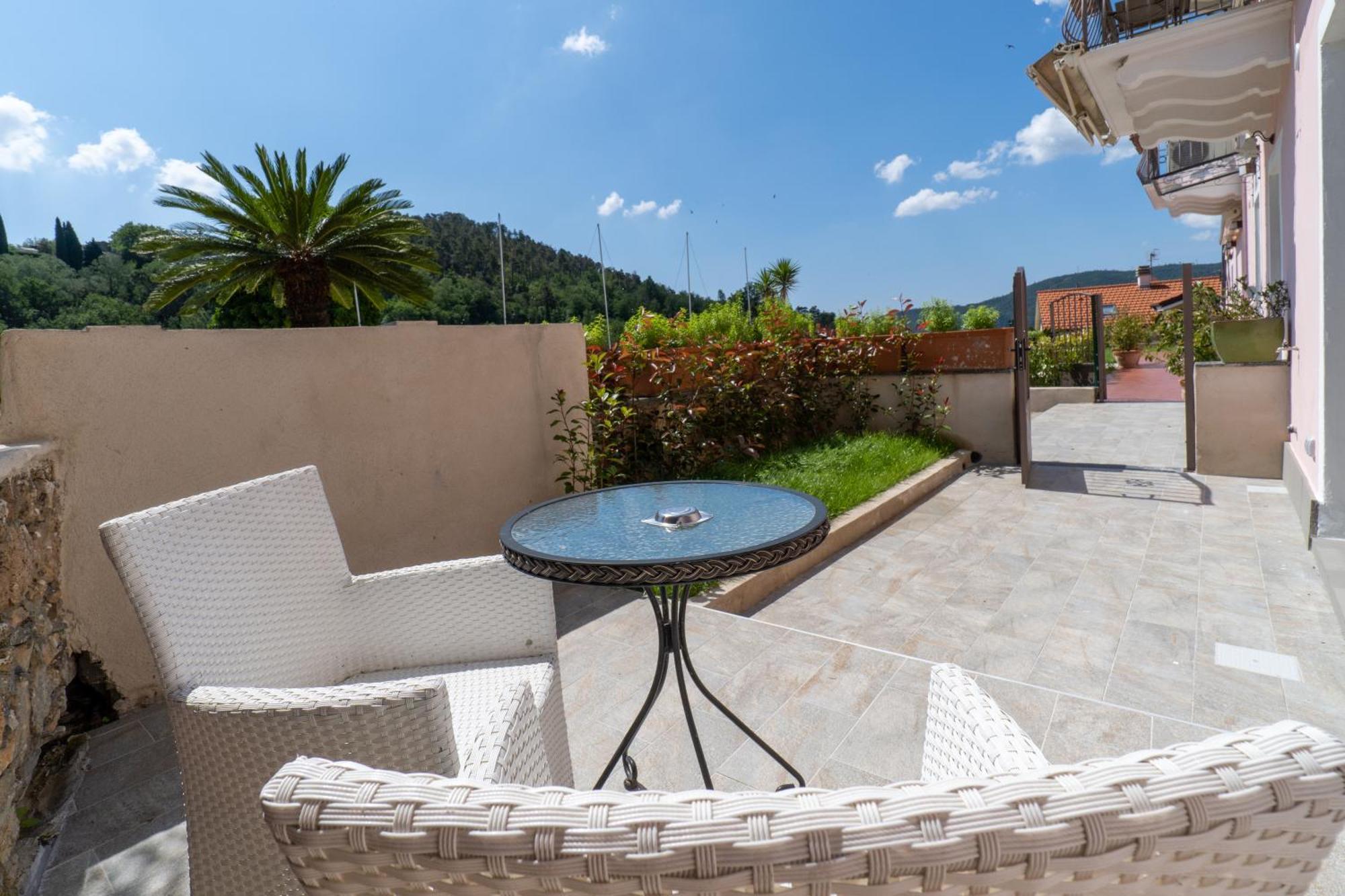 Residence Villa Il Casale - Appartamenti Wellness E Piscina Riscaldata Tovo San Giacomo Exteriér fotografie