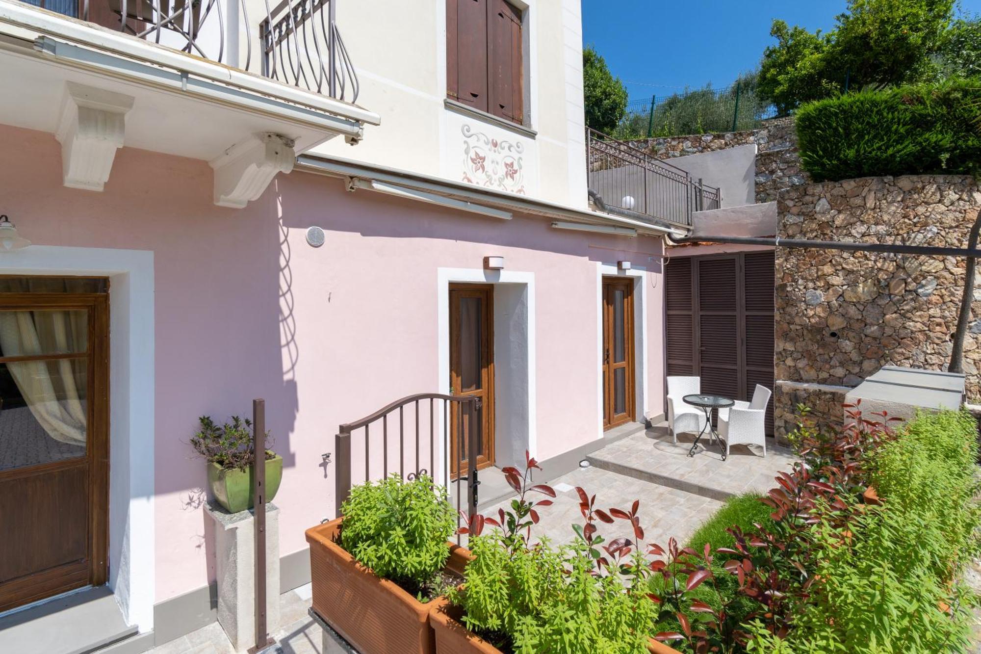 Residence Villa Il Casale - Appartamenti Wellness E Piscina Riscaldata Tovo San Giacomo Exteriér fotografie